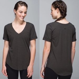 Lululemon Love Tee V-Neck T-shirt black/green stripe